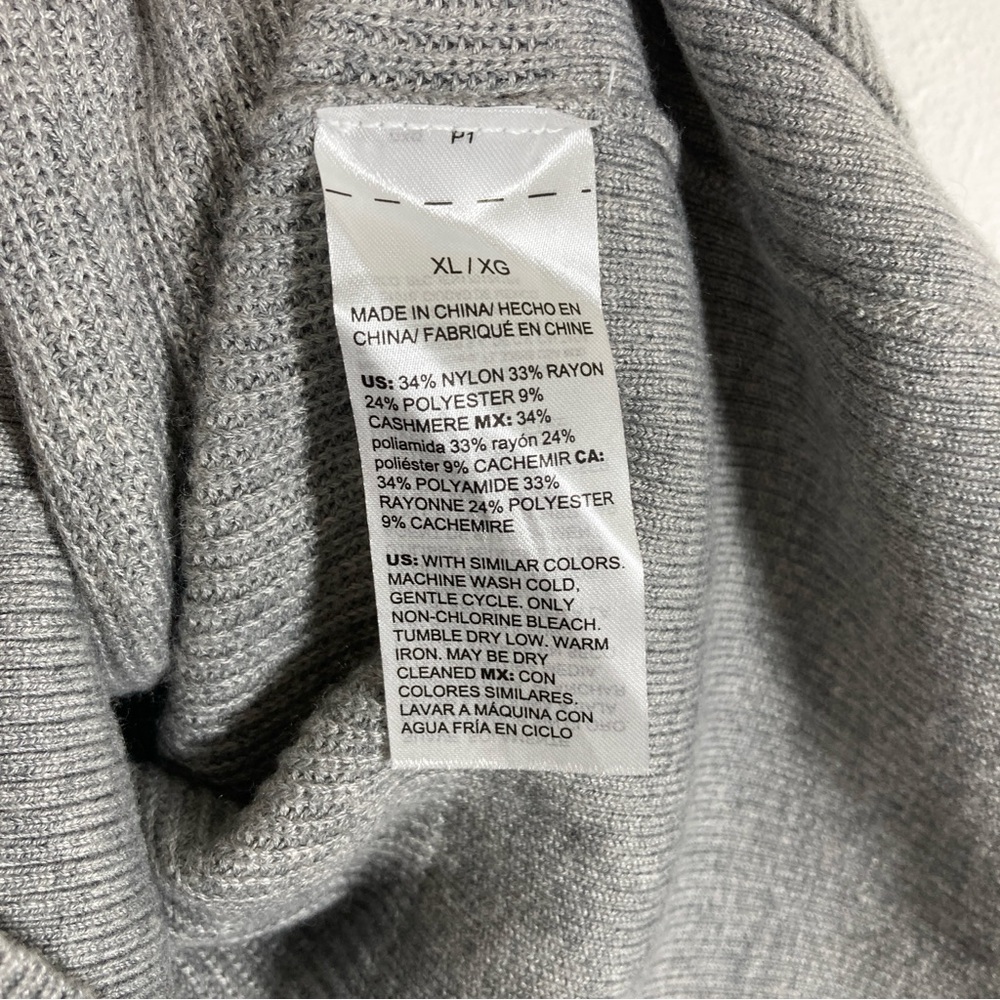 White House Black Market Women’s V Neck knit sweater gray XL wool Blend - Picture 10 of 15
